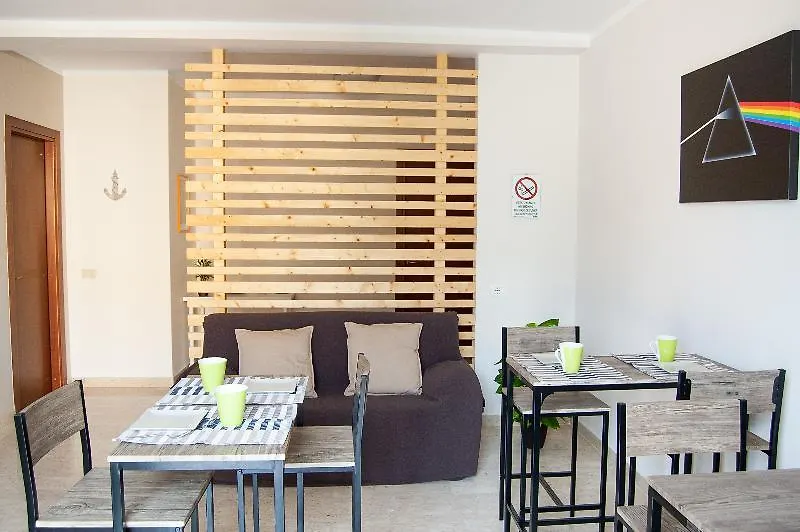 Hycarus Bed and Breakfast Cefalù 3*,